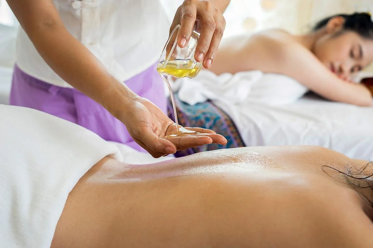 Treatments _with_Olive-Oil _for Soul_and_Body