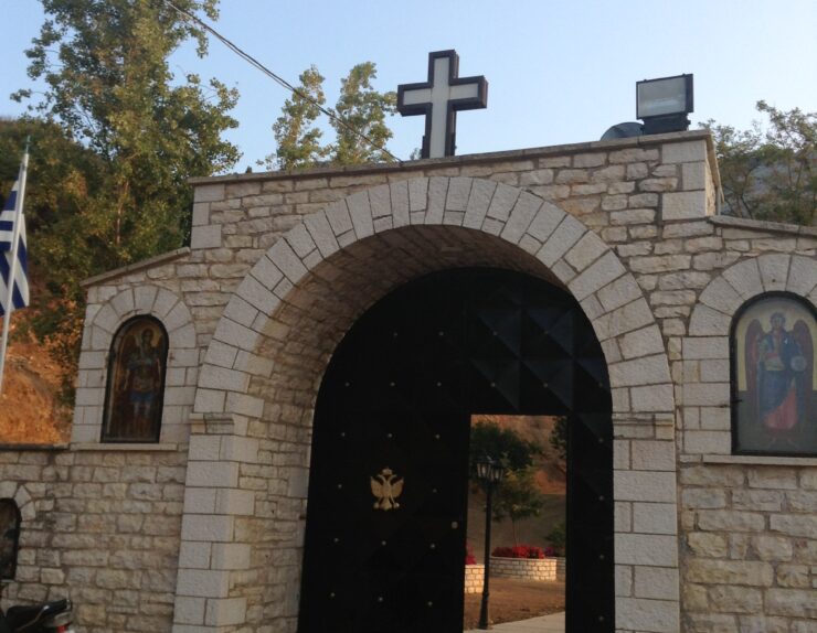 Monastery of Katsimikada with stunning views over Kyparissian Bay3