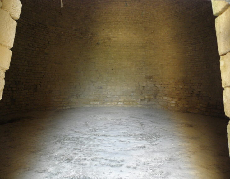 Peristeria_Mycenean_Tomb1
