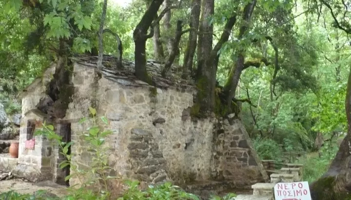 Archaeological Sites - Αγία Θεοδώρα της Βάστας-εκκλησάκι